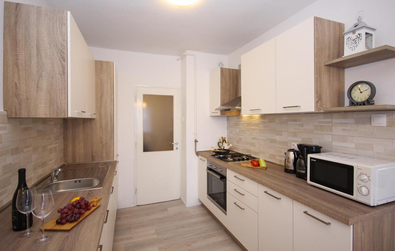 Apartman Nonno Pula Luaran gambar